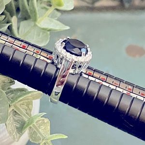 925 Silver, Blue Sapphire, Size 73/4, dazzling ring!